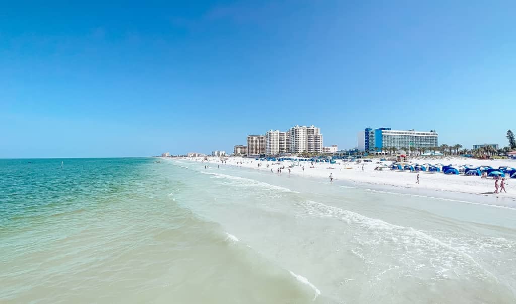 clearwater beach coastline and hotels